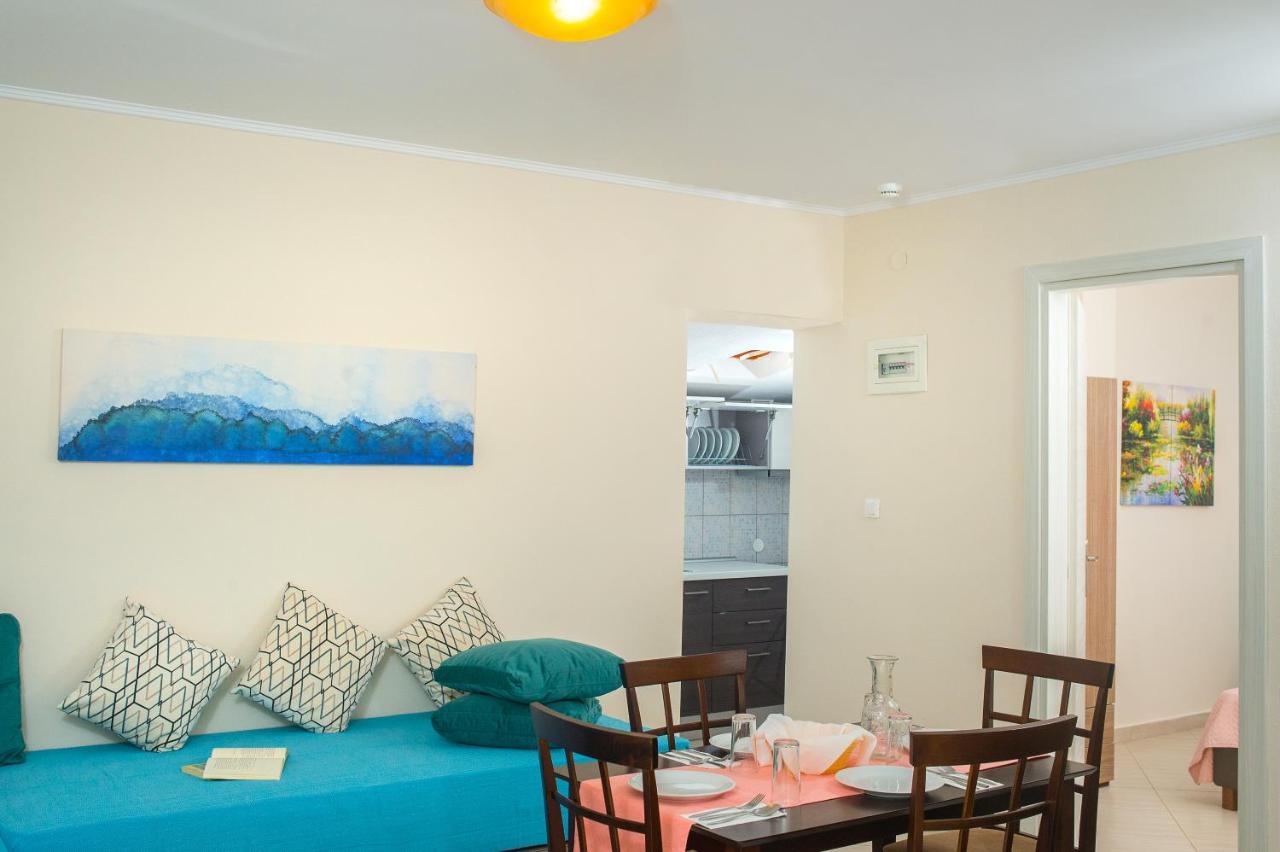 Monopetro Apartment Metamorfosi  Bagian luar foto