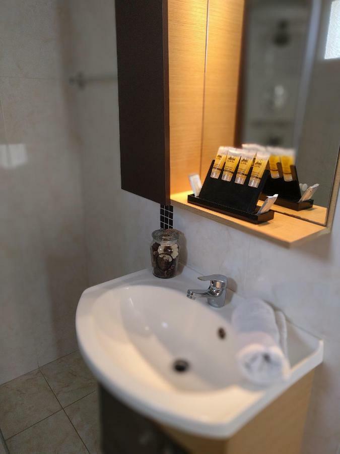 Monopetro Apartment Metamorfosi  Bagian luar foto